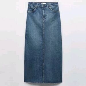 ZARA STRETCH DENIM PENCIL SKIRT NWT